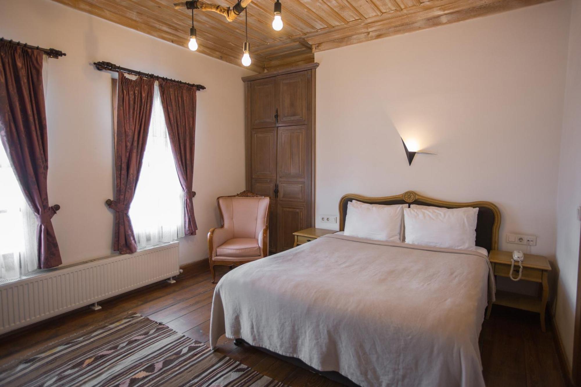 Isparta Historical Mansion Eskiciler Konagi - Cittaslow Egirdir Ngoại thất bức ảnh
