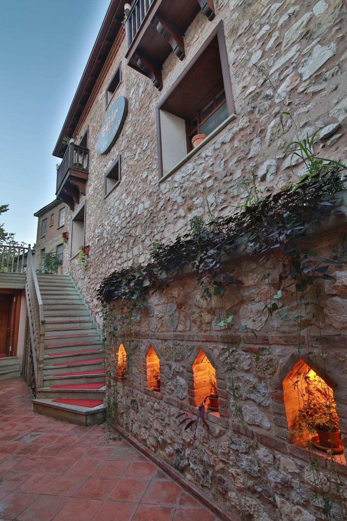 Isparta Historical Mansion Eskiciler Konagi - Cittaslow Egirdir Ngoại thất bức ảnh