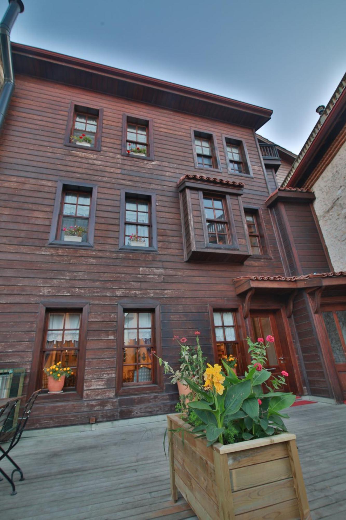Isparta Historical Mansion Eskiciler Konagi - Cittaslow Egirdir Ngoại thất bức ảnh